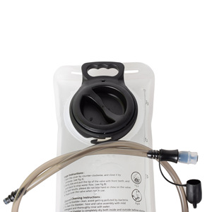 Sac <span class=keywords><strong>d</strong></span>'hydratation extérieur pour course tout-terrain, randonnée, cyclisme, trekking – Sac souple compact <span class=keywords><strong>avec</strong></span> tube et bec verseur intégrés. - Product Image 5