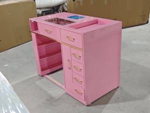 Moderna Estación de Manicura Rosa Mármol con Aspiradora Integrada y Compartimentos de Almacenamiento - Product Image 1