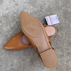 Zapatillas de moda unisex para todas las estaciones, cálidas, de piel sintética, con parte superior de felpa, suela de goma antideslizante y puntera con hebilla, en colores mixtos. - Product Image 4