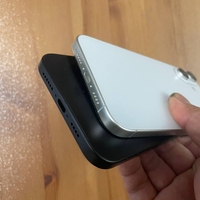 Modèles de téléphones mobiles factices DummyPhone pour iPhone 16