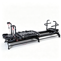 Machine de Pilates professionnelle en aluminium noir avec chariot coulissant pour amincissement et programmes de mise en forme en studio pour femmes