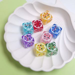 Nouveauté 2026 : Ornements en résine en forme de dés de fruits oranges, figurines miniatures colorées en forme de cubes de fruits pour maison de poupée, fêtes, loisirs créatifs DIY - Product Image 3