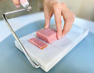 เครื่องตัดชีสหินอ่อนด้วยมือแบบทันสมัยส่งตรงจากโรงงานไต้หวัน - Product Image 6