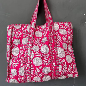 Bolso de Mano Acolchado de Algodón con Estampado de Bloques, Cómodo y Duradero, para Viajes y Compras - Product Image 1