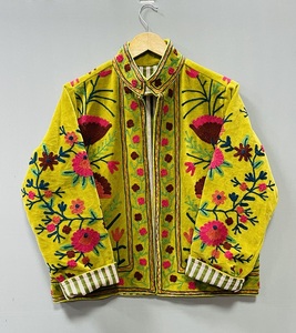 Chaqueta de Terciopelo Bordada a Mano 2026, Cuello Alto, Diseño Floral, Manga Larga, Ropa de Invierno, 100% Lana, Estilo Casual Cálido - Product Image 5