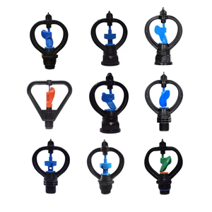 Aspersor Rotatorio <span class=keywords><strong>de</strong></span> Jardín <span class=keywords><strong>de</strong></span> Plástico con Boquilla Circular <span class=keywords><strong>de</strong></span> Mariposa <span class=keywords><strong>de</strong></span> Medio Alcance, Rosca Hembra/Macho <span class=keywords><strong>de</strong></span> 1/2" y 3/4" - Product Image 1