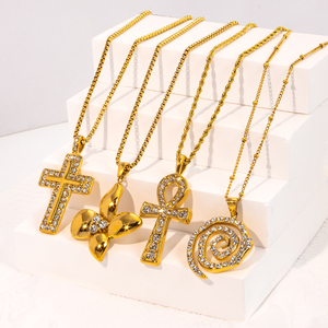 قلادة نسائية من الفولاذ المقاوم للصدأ مطلية بالذهب عيار 18 قيراط مع قلادة على شكل حرف 'Y' مرصعة بالزركونيا المكعب بتصميم كلاسيكي - Product Image 1