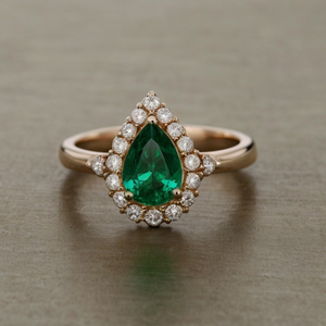 Anillo de Racimo Natural en Oro Amarillo, Joyería Fina de Diseño Floral Vintage, Piedra de Nacimiento de Mayo, Regalo de Alta Calidad, Lujo para Mujer - Product Image 5