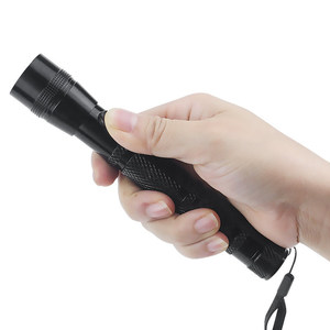 DaskFire Mini lampe de poche LED 3W noire, torche portable pour la randonnée et le camping - Product Image 3