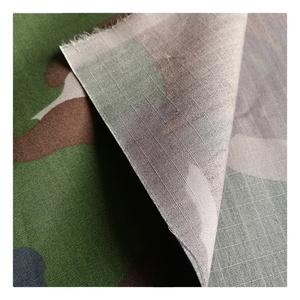 Imperméable 65% polyester 35% <span class=keywords><strong>coton</strong></span> TC <span class=keywords><strong>ripstop</strong></span> avec tissu d'impression de camouflage 200-40gsm tissu unfirom - Product Image 1