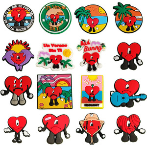 便宜的工厂价格批发堵塞鞋魅力PVC软坏兔鞋魅力装饰定制童鞋魅力 - Product Image 2