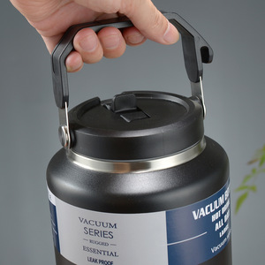 Bouteille d'eau chaude 2 litres à double paroi en acier inoxydable, isolée sous vide, thermos, bouteille d'eau de camping à <span class=keywords><strong>grande</strong></span> capacité - Product Image 6