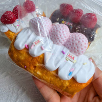 Jouet anti-stress en silicone souple en forme de gâteau aux fraises, mignon, à remontée lente, jouet à presser pour soulager le stress, cadeau pour enfants