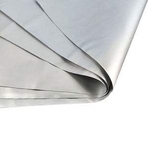 Individuelle Logo-Plastikeinkaufstasche Wiederverwendbare Tragetasche mit Gestanztem Griff und Flachem Boden für Damenmode-Geschäfte - Product Image 6