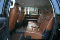 Mobil Bekas Toyota Tundra 5.7 Standard Automatic Tahun 2014 Harga Termurah Buatan Cina Kondisi Bagus Bekas Pakai