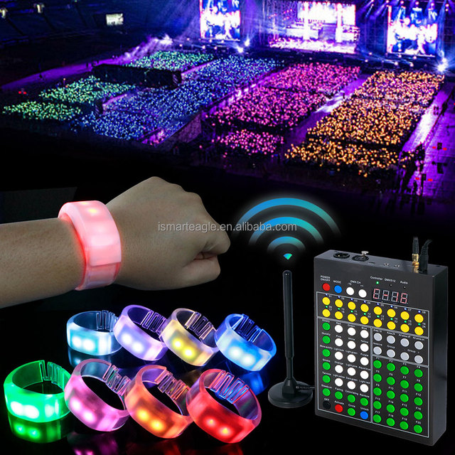 New Novelty  4 LEDs RGB LED Light up Wristband 433mhz 512 DMX Remote Controlled LED Bracelet for Concerts