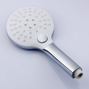 Cabezal de Ducha Portátil Redondo con Tecnología de Pulverización, Masaje, Burbujas y Lluvia, Duradero y con Acabado Plateado - Product Image 1