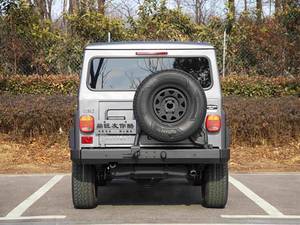 Personnalisation Intérieure 2023 2024 <span class=keywords><strong>BJ</strong></span> 212 2.0T Version Inspector SUV Essence à Vendre Véhicule le Plus Vendu <span class=keywords><strong>BJ</strong></span> 212 à Vendre Livraison Rapide - Product Image 5