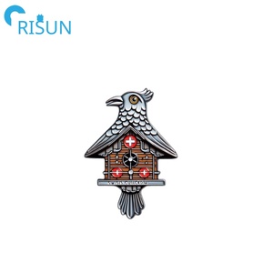 Fabricación Metal esmalte <span class=keywords><strong>suizo</strong></span> Cuckoo Pin insignia personalizada Suiza Cuckoo <span class=keywords><strong>reloj</strong></span> solapa Pin <span class=keywords><strong>Reloj</strong></span> <span class=keywords><strong>de</strong></span> <span class=keywords><strong>pared</strong></span> con pájaro Pin imán - Product Image 2