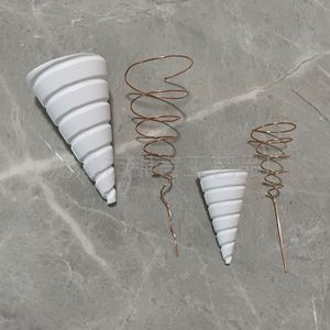 ที่หนีบม้วนลวดฟีโบนัชชี 1 นิ้ว สำหรับการปลูกพืชด้วยไฟฟ้า สีเทา ชุด 10 ชิ้น - Product Image 3