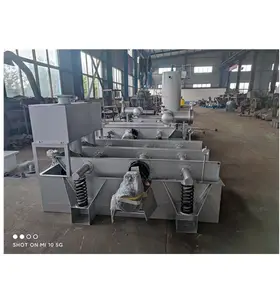 Papermaking and pulping equipment, screening machine