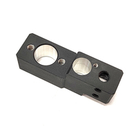 Bloc de roulement en aluminium usiné CNC, support de guidage linéaire anodisé avec trous filetés, composant de précision OEM pour équipement d'automatisation