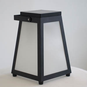 आधुनिक सौर लालटेन प्रकाश बाहरी प्रकाश जलरोधक लौह उद्यान शिविर के लिए लैंप - Product Image 6