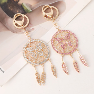 Nouveau porte-clés attrape-rêves bohème papillon plume, breloque de sac pour femme fleur creuse perlée, ornement suspendu de luxe pour rétroviseur de voiture, cadeau - Product Image 3