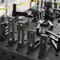 Robot humanoide Inteligencia Artificial perfectamente equipado con mesa de soldadura 3D de hierro fundido de posicionamiento poroso de precisión