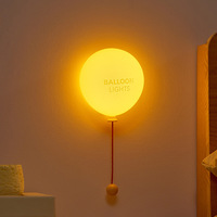 Veilleuse murale LED rechargeable moderne en silicone, motif ballon de dessin animé, avec capteur tactile, minuterie et charge USB, trois niveaux de luminosité