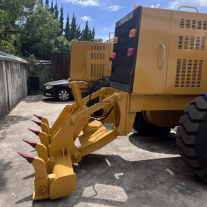 Motoniveladora Usada Caterpillar 140K de 14 Toneladas, Multifuncional, en Buen Estado, Útil, de Segunda Mano, en Venta en Shanghái, China - Product Image 5