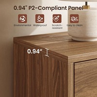 Meuble TV large en noyer pour téléviseur de 75 pouces, centre de divertissement en bois avec portes coulissantes, tiroirs et étagères réglables