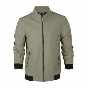 Veste décontractée coupe-vent légère et respirante pour hommes à la mode, parfaite pour les voyages sportifs en plein air et une utilisation confortable au quotidien - Product Image 1