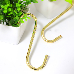 Multi-usages <span class=keywords><strong>en</strong></span> <span class=keywords><strong>forme</strong></span> <span class=keywords><strong>de</strong></span> <span class=keywords><strong>s</strong></span> couleur or cintre cuisine armoire manteau chapeau vêtement <span class=keywords><strong>s</strong></span> affichage <span class=keywords><strong>crochet</strong></span> <span class=keywords><strong>en</strong></span> métal - Product Image 6