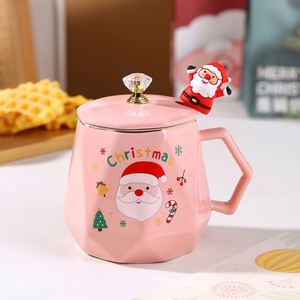 Mug de Noël FX mignon avec couvercle et cuillère, motif élan, en céramique, idéal comme souvenir et cadeau tendance - Product Image 1