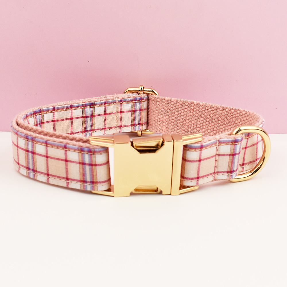 Colletto rosa