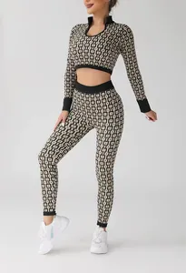 Leopardo goffrato donna a vita alta Sport Yoga pantaloni lucidi Yoga Activewear Leggings compressione allenamento abbigliamento sportivo palestra Fitness Set