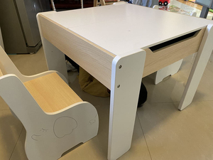 Juego de mesa y silla para niños, mesa de actividades de madera 4 en 1 y 2 sillas con <span class=keywords><strong>pizarra</strong></span> desmontable para Artes, dibujo, lectura - Product Image 6