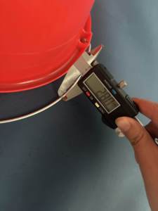 Secchio <span class=keywords><strong>in</strong></span> <span class=keywords><strong>Plastica</strong></span> da 5L/10L di Alta Qualità con Manico <span class=keywords><strong>in</strong></span> Ferro - Product Image 4