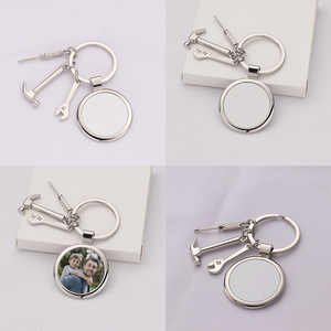 Herramienta Llaveros Personalización <span class=keywords><strong>Regalo</strong></span> <span class=keywords><strong>Día</strong></span> <span class=keywords><strong>del</strong></span> <span class=keywords><strong>Padre</strong></span> Papá Herramientas Martillo Destornillador Llave Llavero de metal - Product Image 4