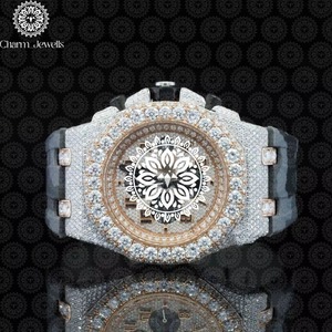 Montre en diamant la plus vendue avec bracelet en caoutchouc, cristal saphir et mouvement à quartz de précision, disponible à prix abordable - Product Image 4