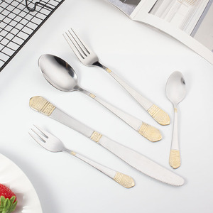 <span class=keywords><strong>En</strong></span> gros 4pcs <span class=keywords><strong>Argent</strong></span> <span class=keywords><strong>En</strong></span> Acier Inoxydable <span class=keywords><strong>Couverts</strong></span> Western Restaurant Utilisé Cuillère Fourchette Couteau - Product Image 4