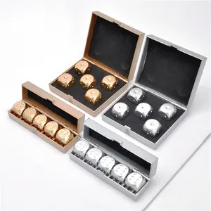 Großhandel personal isierte polyed rische Metall Würfel Set/benutzer definierte Würfel Tablett Zeremonie Geschenk box Messing Gold Silber Würfel mit Zahlen