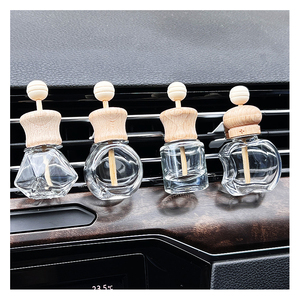 Commercio all'ingrosso profumo disinnescatore <span class=keywords><strong>per</strong></span> <span class=keywords><strong>auto</strong></span> hanging vent deodorante <span class=keywords><strong>per</strong></span> ambienti <span class=keywords><strong>diffusore</strong></span> clip profumo <span class=keywords><strong>per</strong></span> <span class=keywords><strong>auto</strong></span> olio essenziale <span class=keywords><strong>per</strong></span> <span class=keywords><strong>auto</strong></span> - Product Image 2