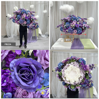 Bola Bunga Dekorasi Pernikahan Besar Custom Pabrik, Bunga Mawar Ungu dan Hydrangea Biru Sutra Buatan Berkualitas Tinggi