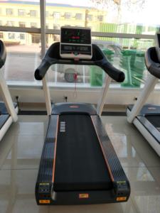 <span class=keywords><strong>Tapis</strong></span> roulant électrique silencieux <span class=keywords><strong>de</strong></span> forme physique <span class=keywords><strong>de</strong></span> gymnase à la maison <span class=keywords><strong>de</strong></span> machine <span class=keywords><strong>de</strong></span> marche plate pour la <span class=keywords><strong>perte</strong></span> <span class=keywords><strong>de</strong></span> <span class=keywords><strong>poids</strong></span> moteur d'usine <span class=keywords><strong>de</strong></span> source transfrontalière - Product Image 4