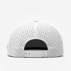 Casquette de baseball imperméable à 5 panneaux personnalisée OEM, patch en caoutchouc, casquette snapback respirante, trous découpés au laser, performance classique - Product Image 4