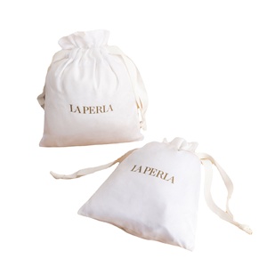 Sacs en tissu satiné avec cordon de serrage, emballages cadeaux pour bijoux, pochettes personnalisées avec logo, sacs en soie pour extensions de cheveux - Product Image 5