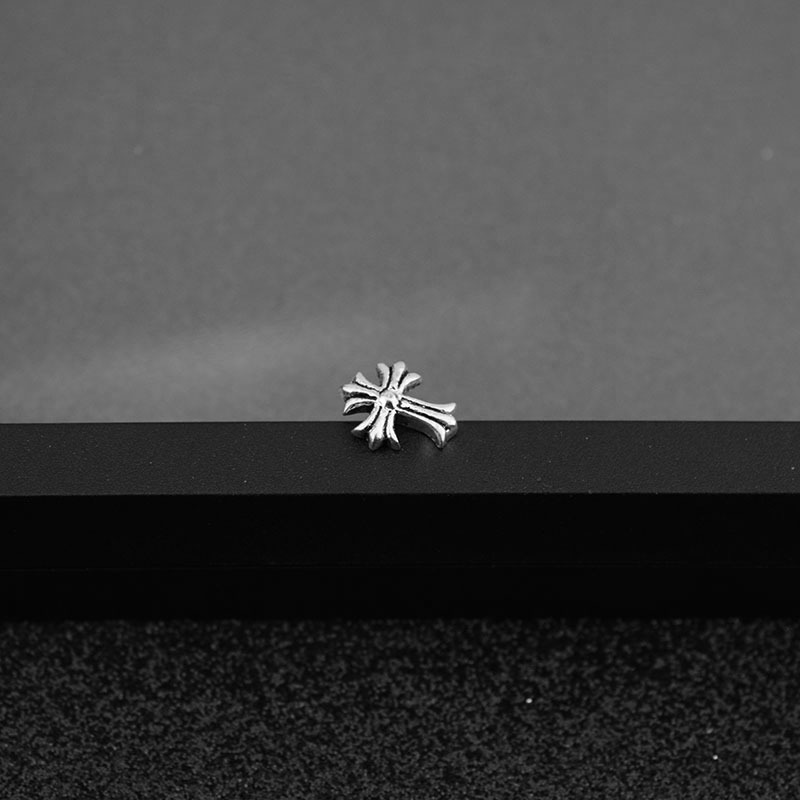 E003-S2 (One earring)