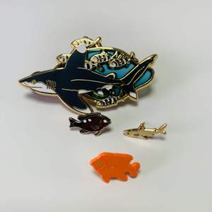 Vitrail épingles personnalisées Logo en métal badges cartes pour épingle en émail génial meilleur endroit pour acheter des épingles en émail - Product Image 6